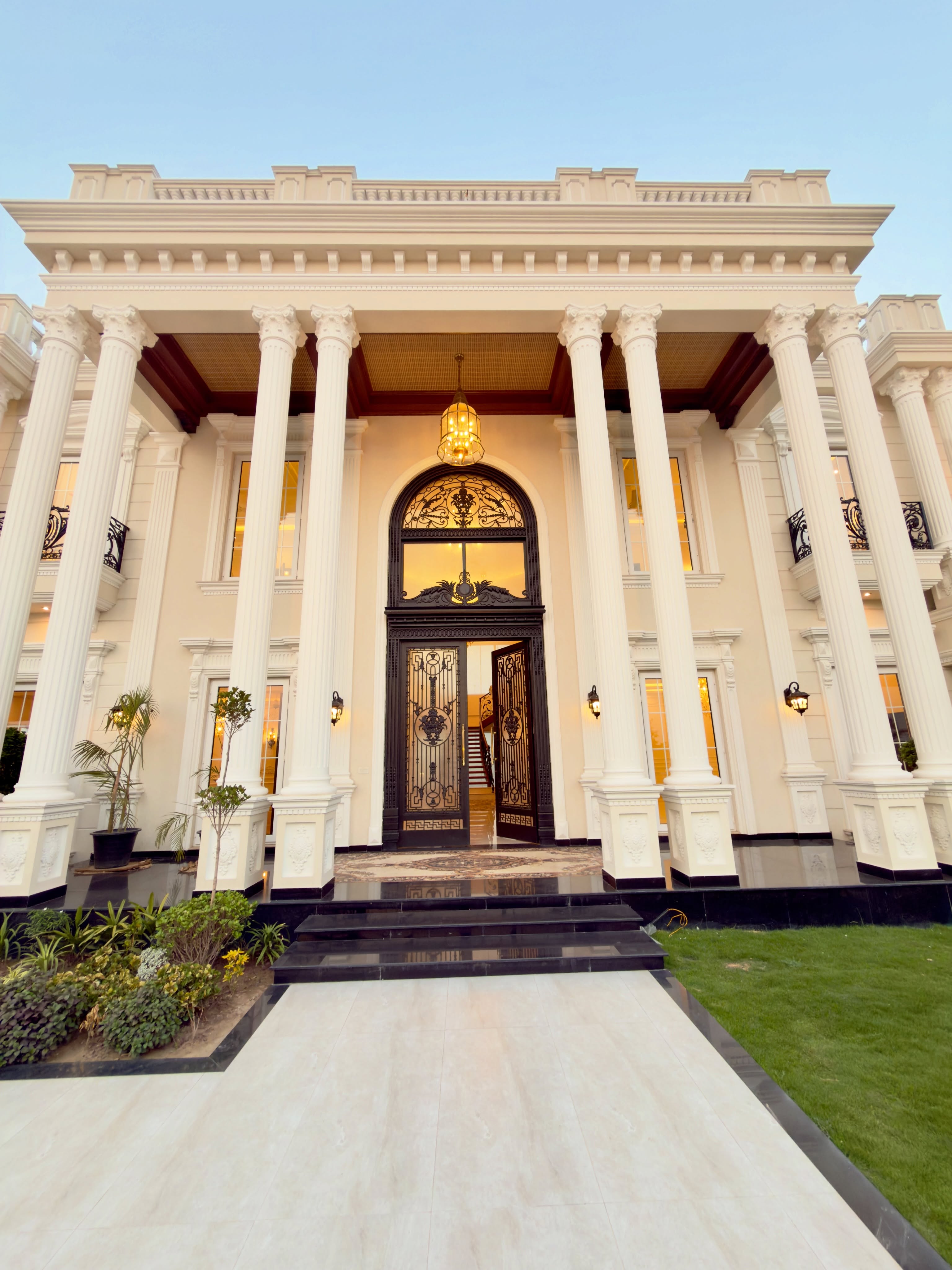 2 Kanal Premium Designer House
